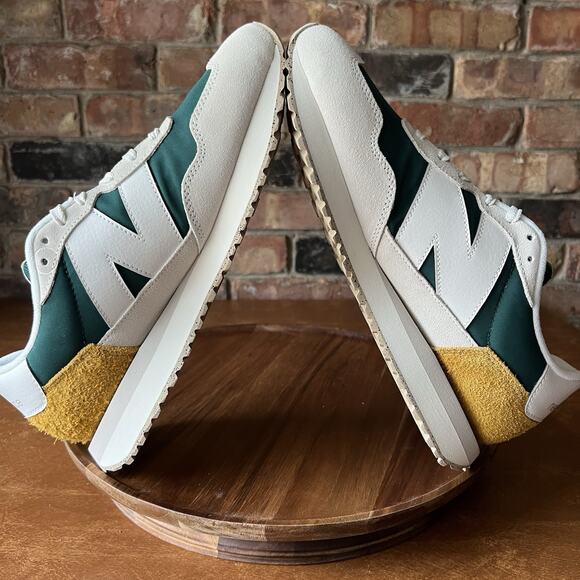 New Balance 237 Classic Running Shoes Sneakers Men's Size 10 Green Grey - Picture 3 of 16